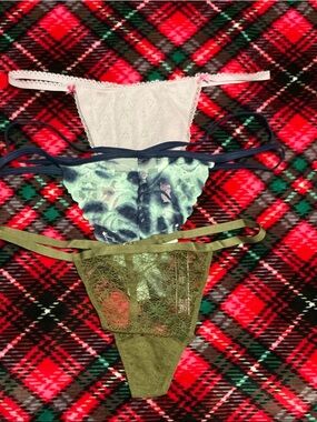 Victoria's Secret White, Blue, Olive Green Lace & Mesh Thong Set